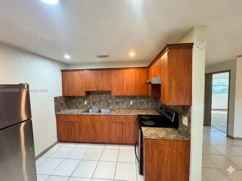 129 SE 4th Avenue Hallandale Beach FL 33009
