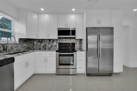 4740 NE 2nd Terrace Deerfield Beach FL 33064
