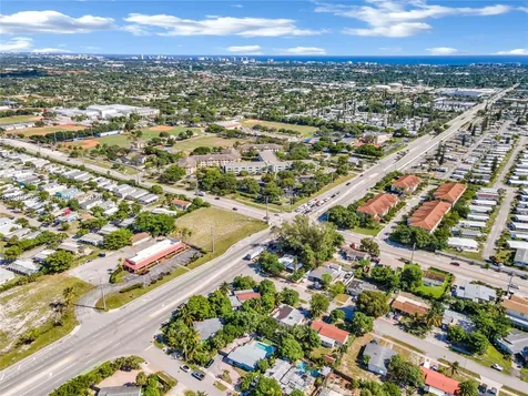4740 NE 2nd Terrace Deerfield Beach FL 33064