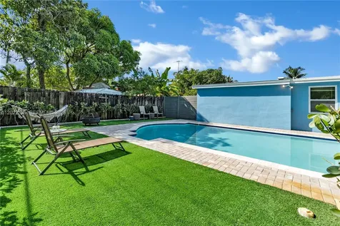 4740 NE 2nd Terrace Deerfield Beach FL 33064