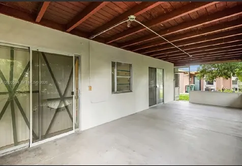 6013 NW 68th Tamarac FL 33321