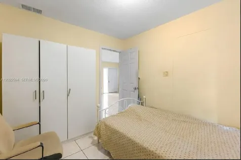 6013 NW 68th Tamarac FL 33321