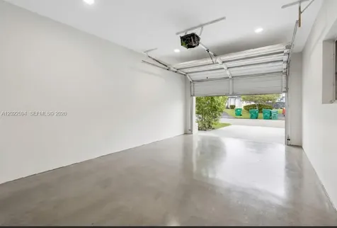 6013 NW 68th Tamarac FL 33321