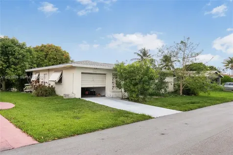 6013 NW 68th Tamarac FL 33321