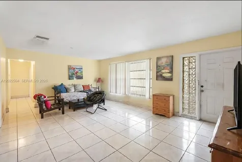 6013 NW 68th Tamarac FL 33321