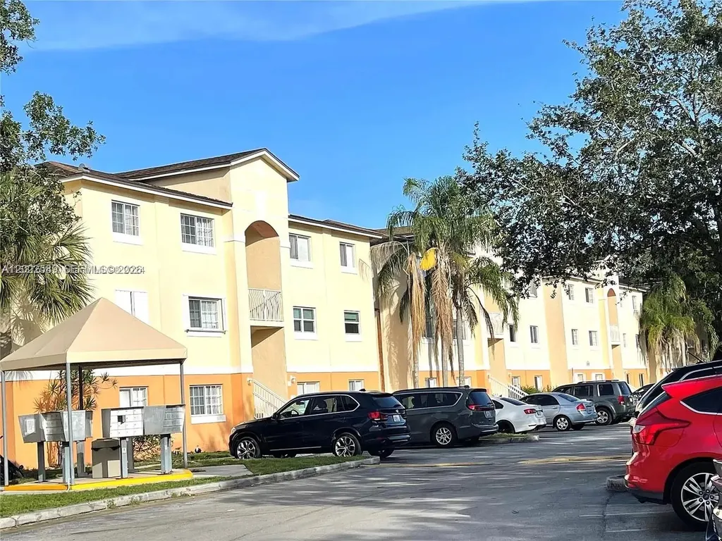3690 N 56th Avenue Hollywood FL 33021