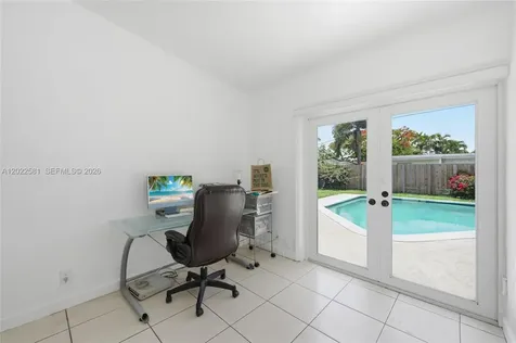 1141 SW 45th Terrace Plantation FL 33317
