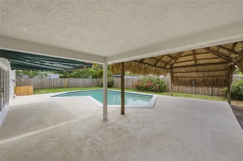 1141 SW 45th Terrace Plantation FL 33317