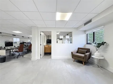 232 SW 8th Street Miami FL 33130