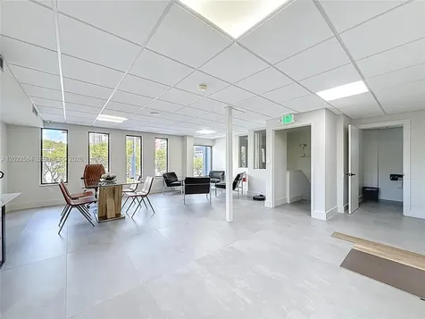 232 SW 8th Street Miami FL 33130