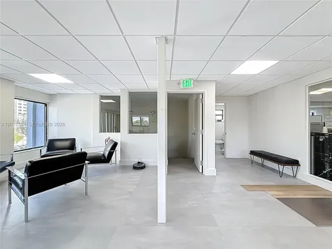 232 SW 8th Street Miami FL 33130
