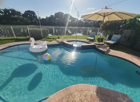 16447 Sapphire Place Weston FL 33331