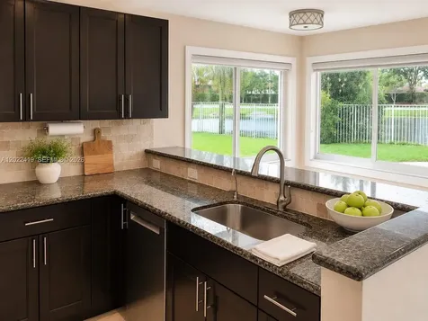 16447 Sapphire Place Weston FL 33331