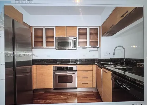 31 SE 5th Street Miami FL 33131