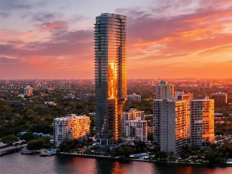 175 SE 25th Road Miami FL 33129