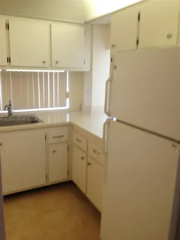 16909 N Bay Road Sunny Isles Beach FL 33160