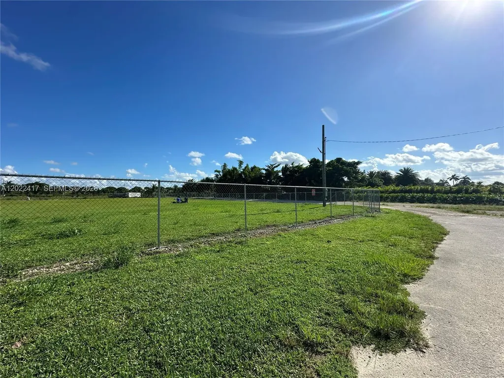 19690 SW 206th Street Miami FL 33187