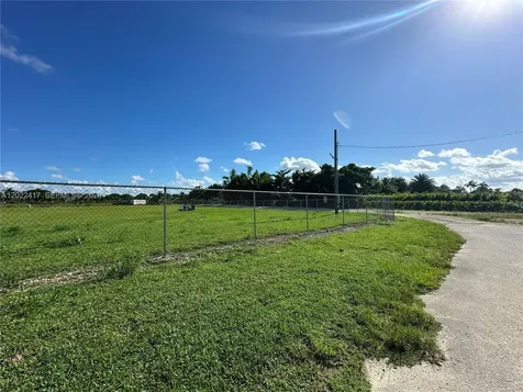 19690 SW 206th Street Miami FL 33187