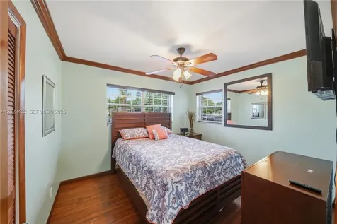 1081 NW 198th Street Miami Gardens FL 33169