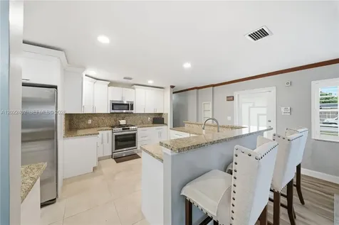 1081 NW 198th Street Miami Gardens FL 33169