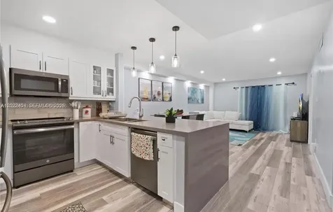 6125 W 20th Avenue Hialeah FL 33012