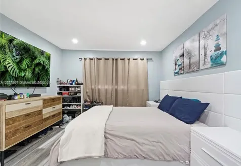 6125 W 20th Avenue Hialeah FL 33012