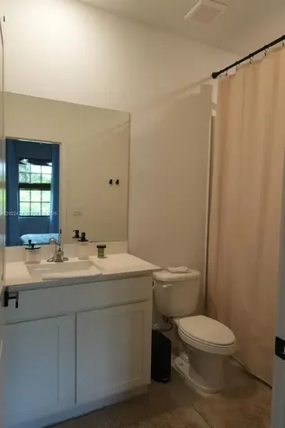 696 NW 6th Street Florida City FL 33034