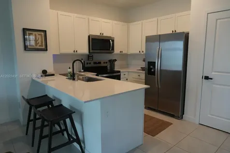 696 NW 6th Street Florida City FL 33034