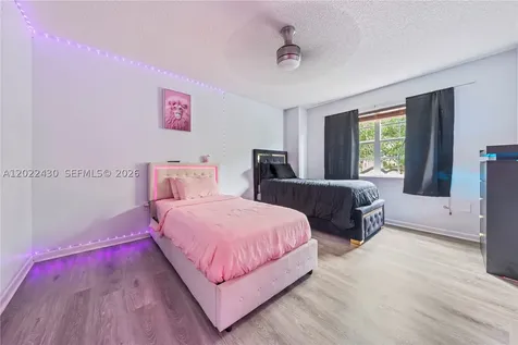 22316 SW 99th Avenue Cutler Bay FL 33190