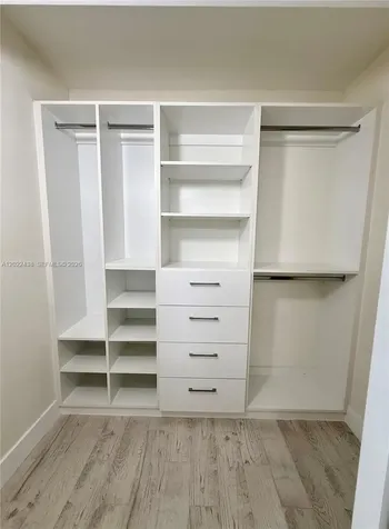 801 N Venetian Drive Miami FL 33139