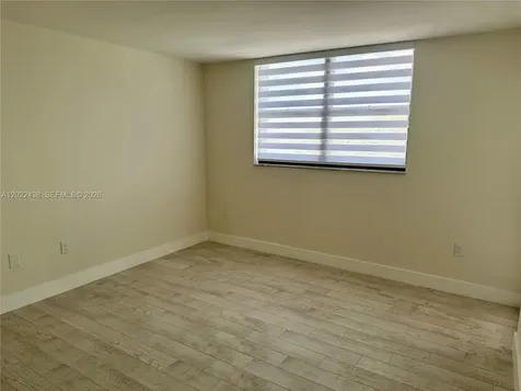801 N Venetian Drive Miami FL 33139