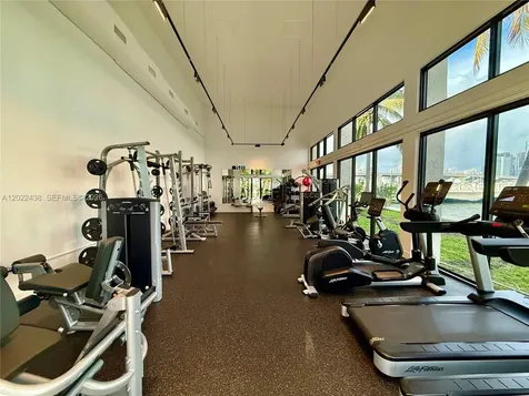 801 N Venetian Drive Miami FL 33139