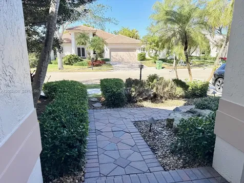 2644 Miller Court Weston FL 33332
