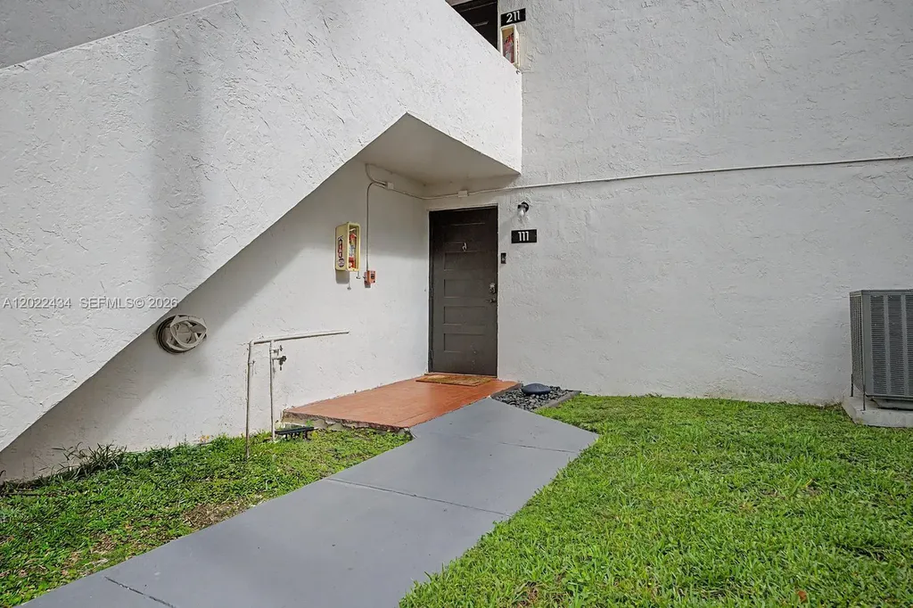 13045 SW 68th Street Miami FL 33183