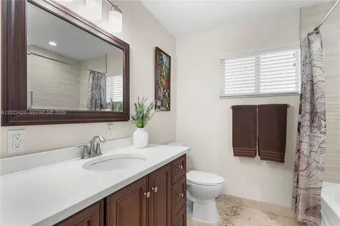 6845 SW 129th Terrace Pinecrest FL 33156