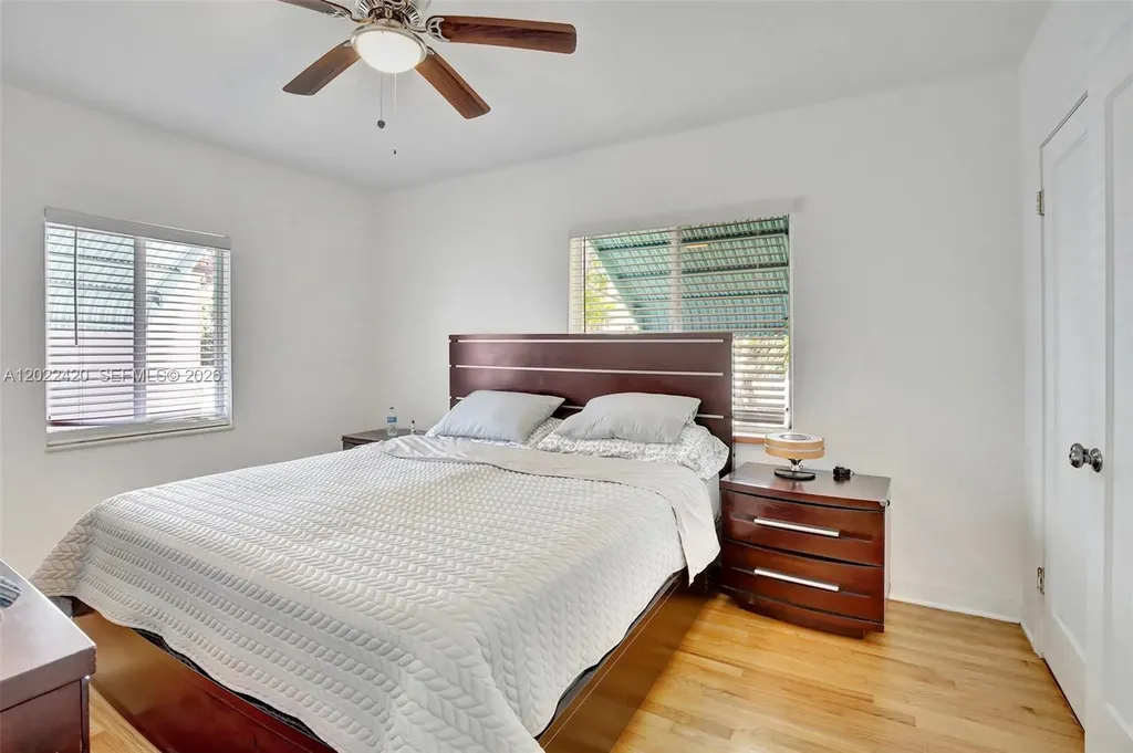 1523 Dewey Street Hollywood FL 33020