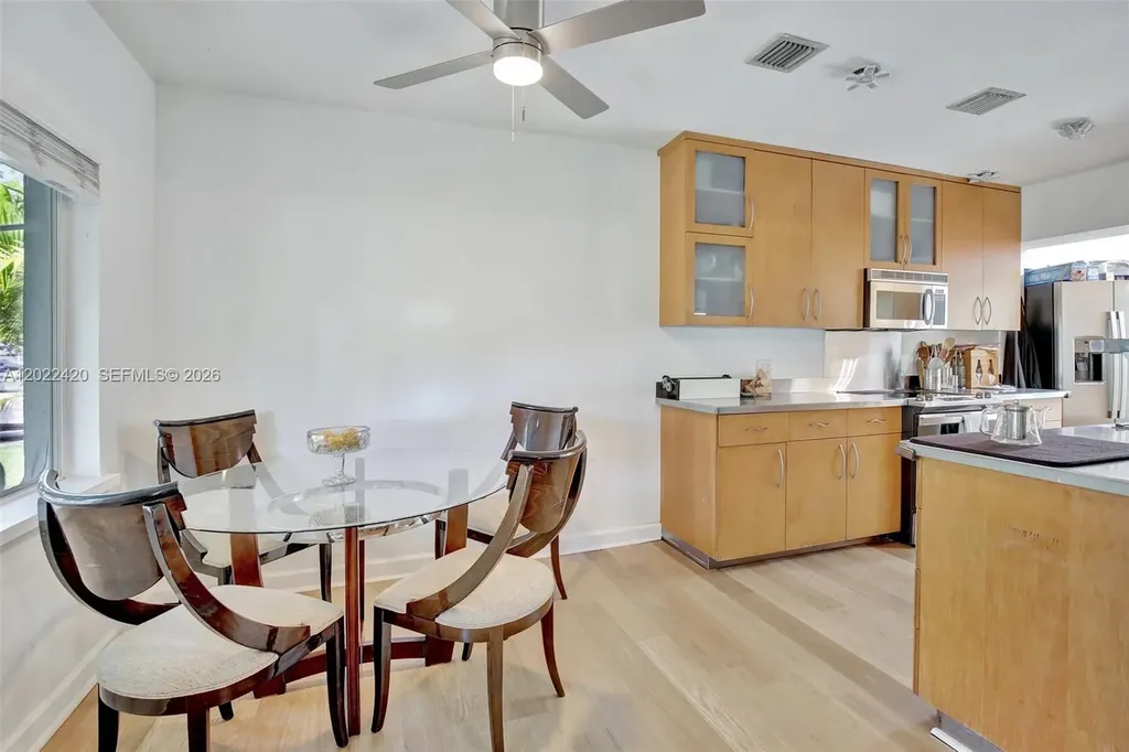 1523 Dewey Street Hollywood FL 33020