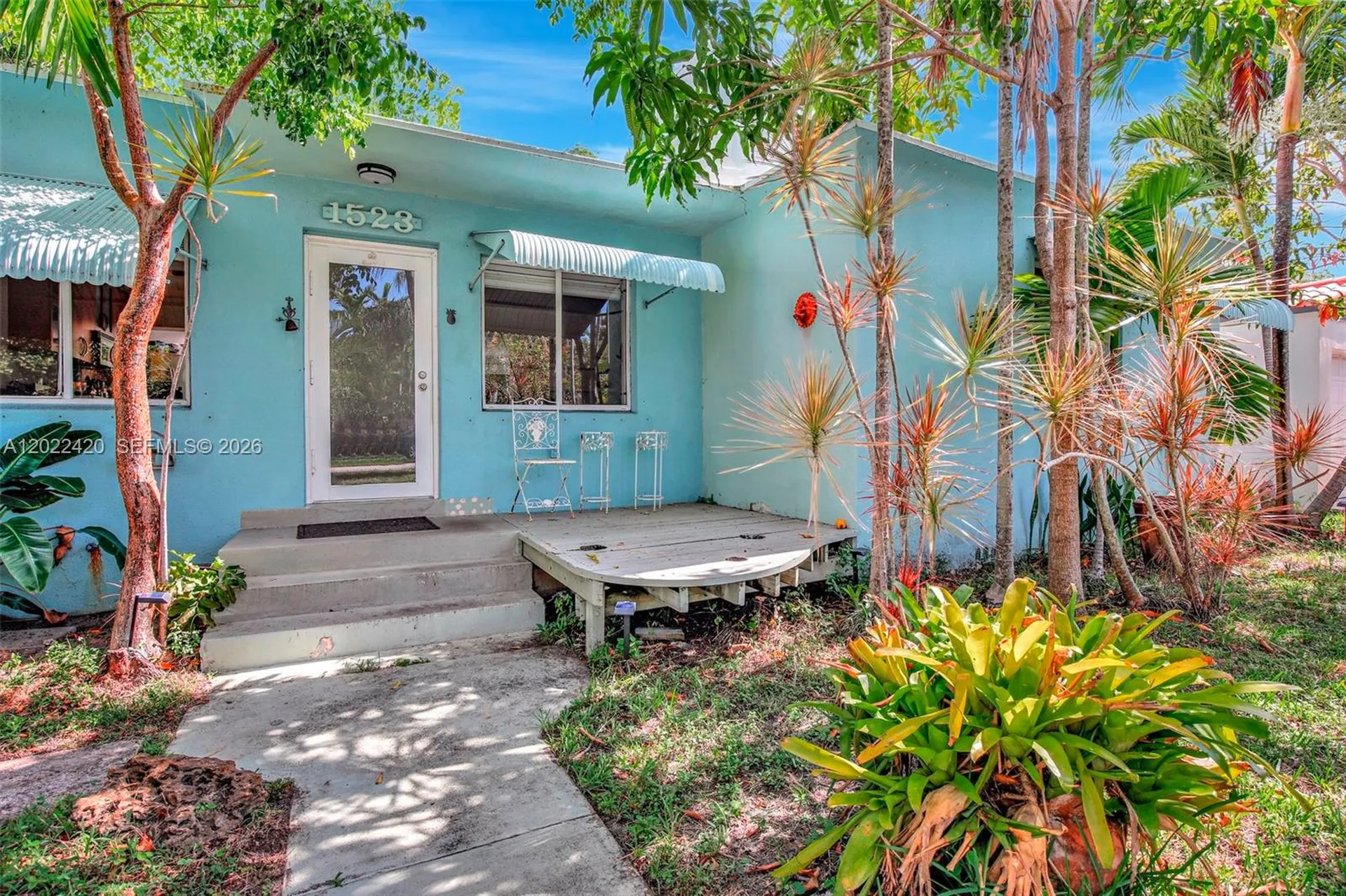 1523 Dewey Street Hollywood FL 33020