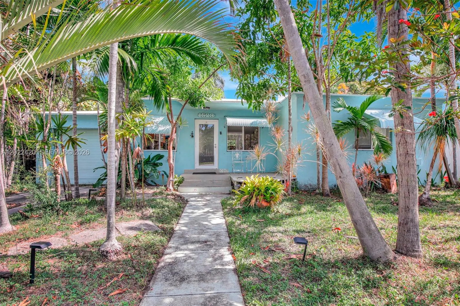 1523 Dewey Street Hollywood FL 33020