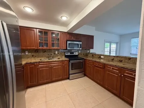6370 SW 17th Street West Miami FL 33155