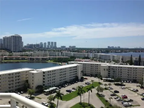 18011 Biscayne Boulevard Aventura FL 33160