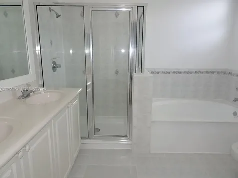 5460 NW 107th Avenue Doral FL 33178