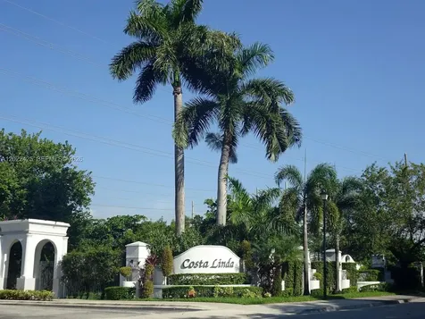 5460 NW 107th Avenue Doral FL 33178
