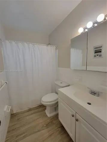 835 Lenox Avenue Miami Beach FL 33139