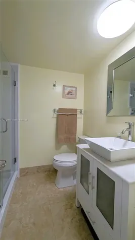 5161 Collins Avenue Miami Beach FL 33140