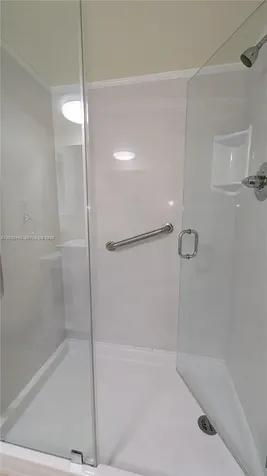 5161 Collins Avenue Miami Beach FL 33140