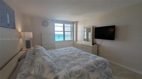 5161 Collins Avenue Miami Beach FL 33140