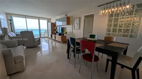 5161 Collins Avenue Miami Beach FL 33140