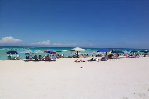 5161 Collins Avenue Miami Beach FL 33140