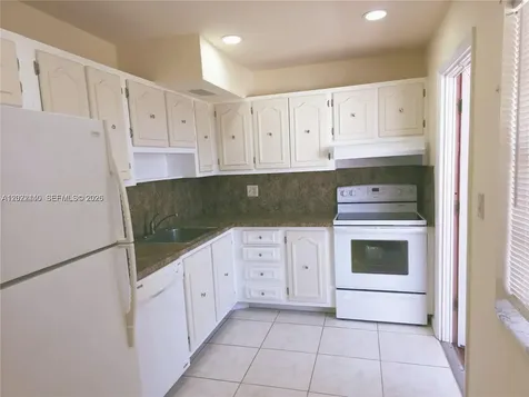 4140 NW 44th Avenue Lauderdale Lakes FL 33319
